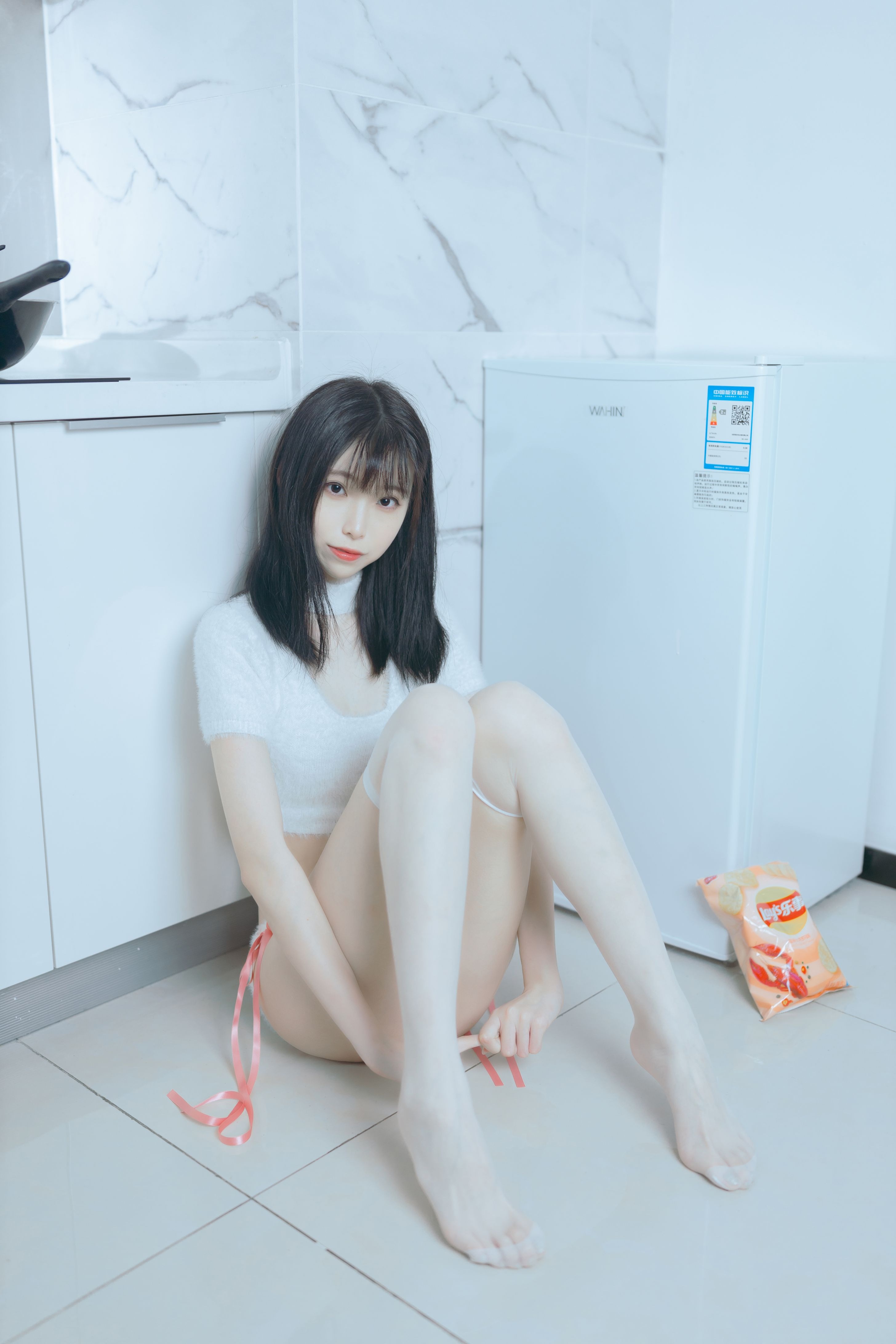 许岚LAN 纯欲毛衣美图拍