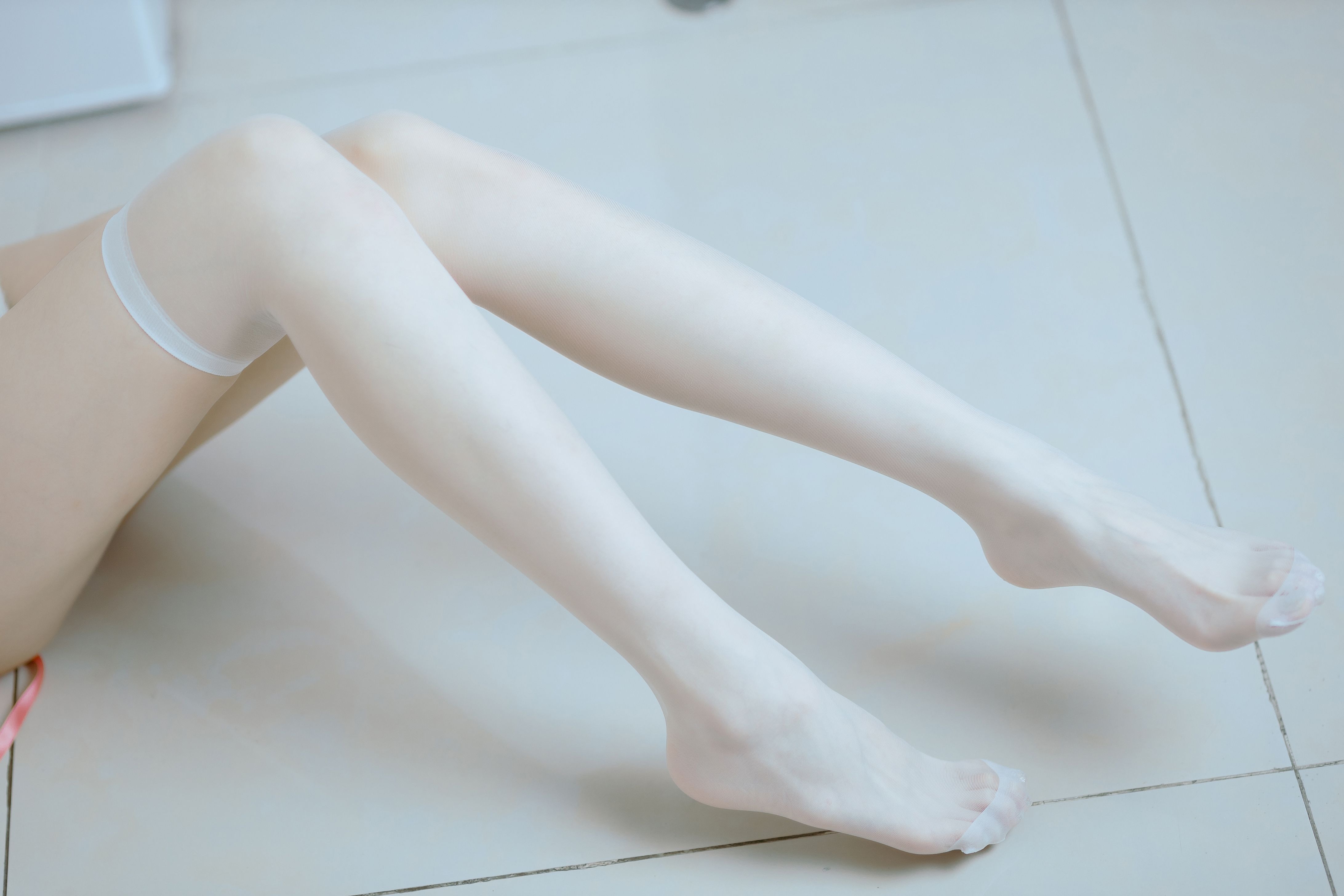 许岚LAN 纯欲毛衣美图拍