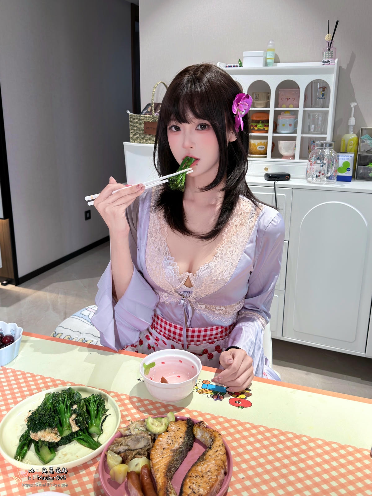 麻薯好吃全套写真合集(25期)下载：埃及喵喵+暗夜纯白 17G超高清原图美图拍