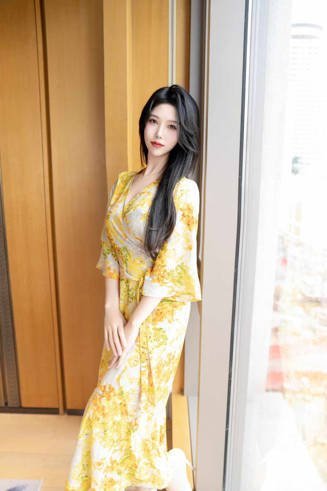 利世 – 秀人内购无水印写真套图5套-美图拍美图拍
