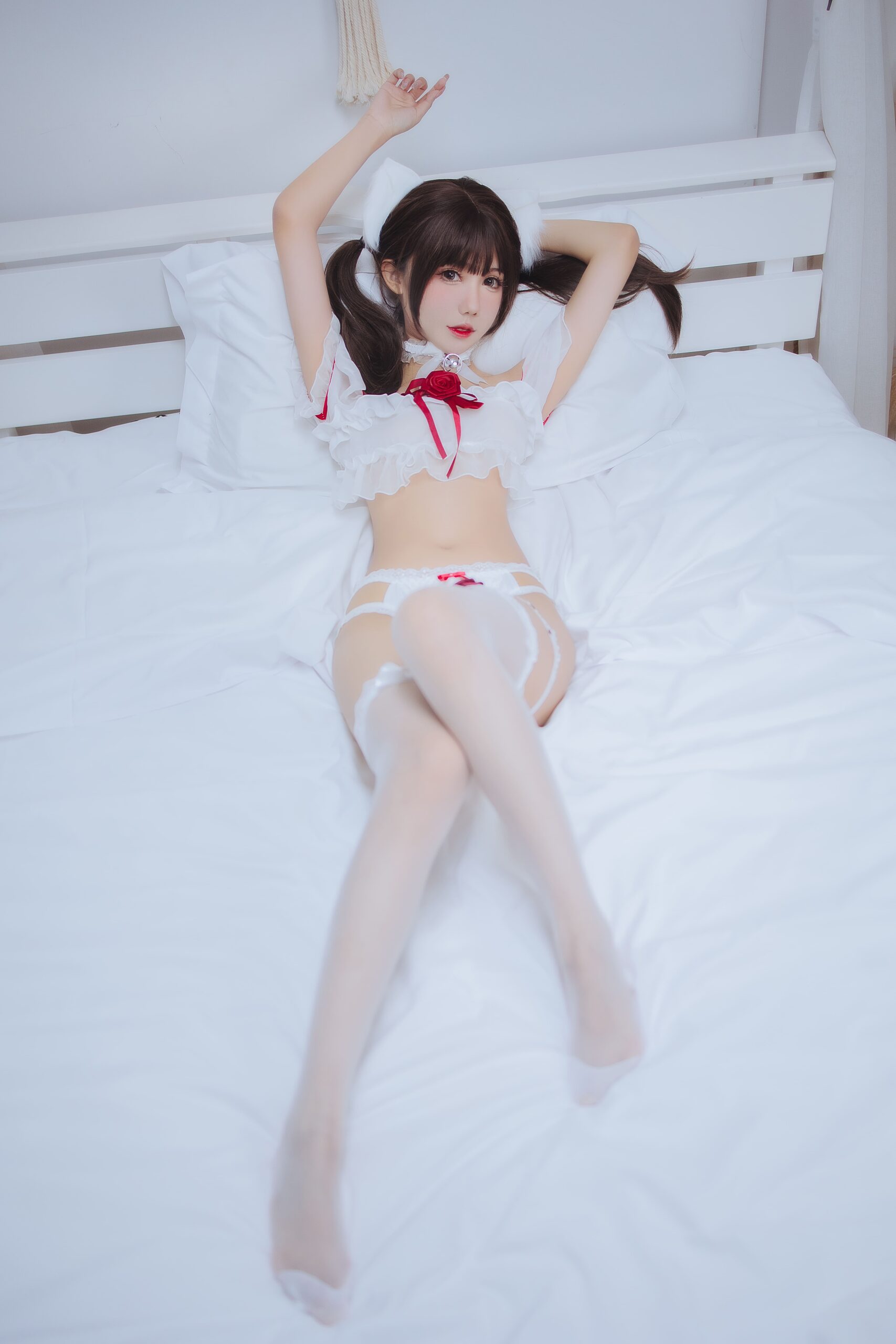 仙女月白猫少女cos图集：当三次元邂逅二次元纯白童话美图拍