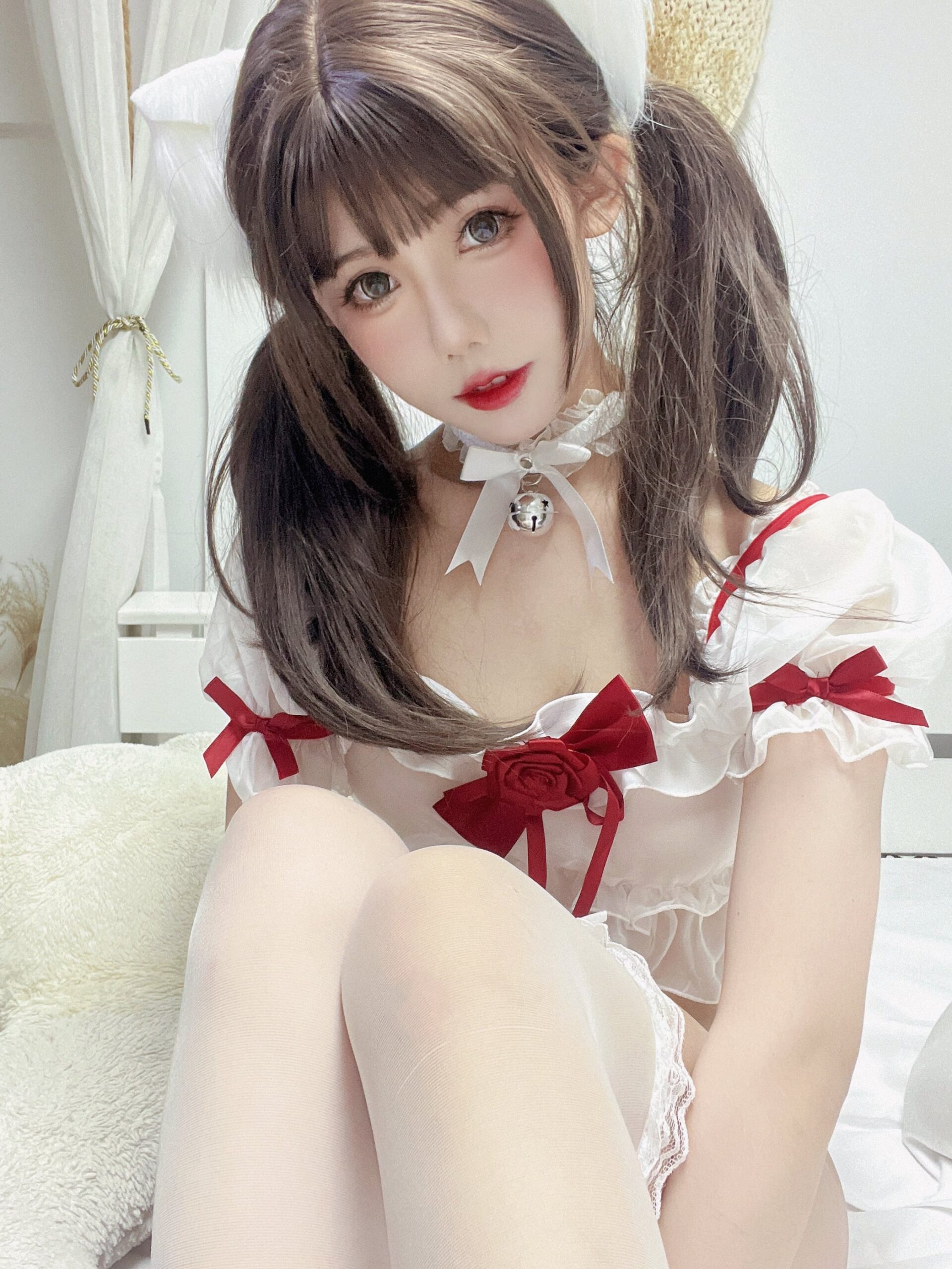 仙女月白猫少女cos图集：当三次元邂逅二次元纯白童话美图拍