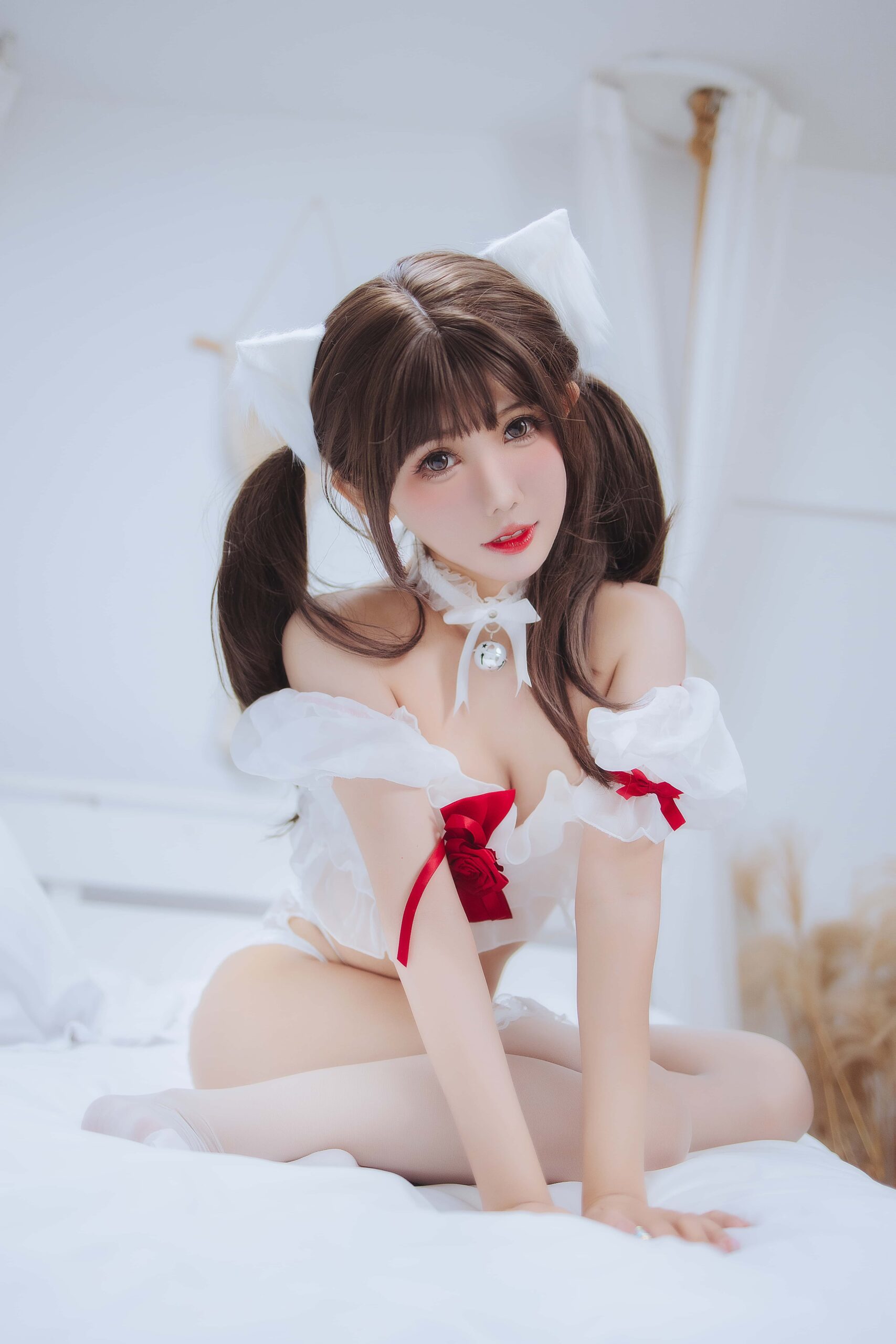 仙女月白猫少女cos图集：当三次元邂逅二次元纯白童话美图拍