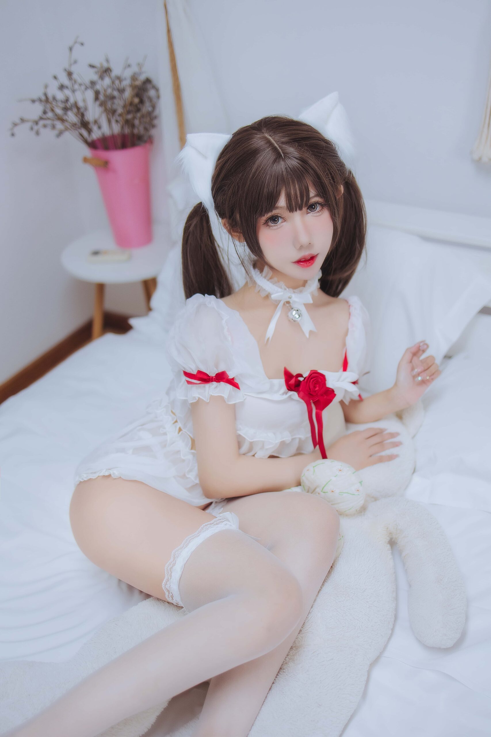 仙女月白猫少女cos图集：当三次元邂逅二次元纯白童话美图拍
