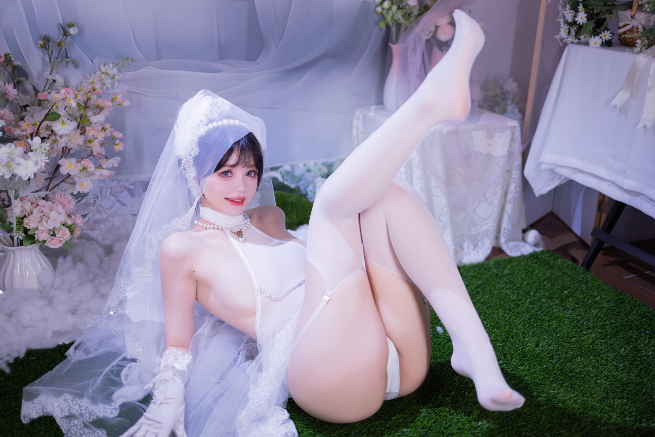 星黛鹿鹿 白丝花嫁美图拍