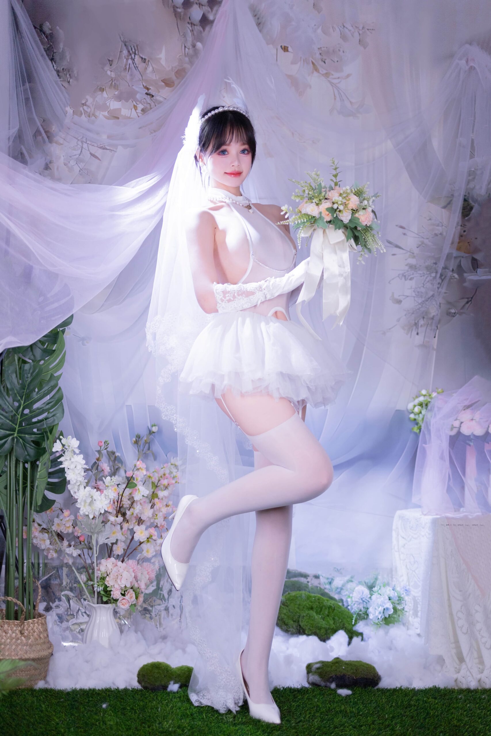 星黛鹿鹿 白丝花嫁美图拍