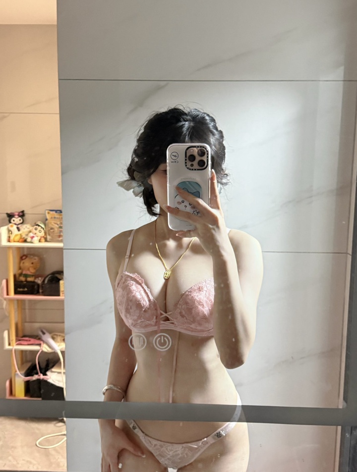 Sunny77(宝贝77) 抖音博主写真合集-美图拍美图拍